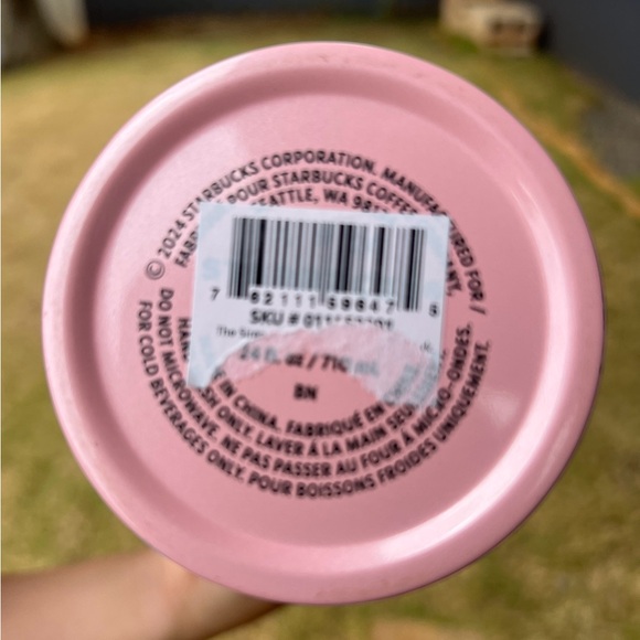 NWT- STARBUCKS FLORAL 24oz. Insulated coffee cup w/ Straw - Picture 4 of 6